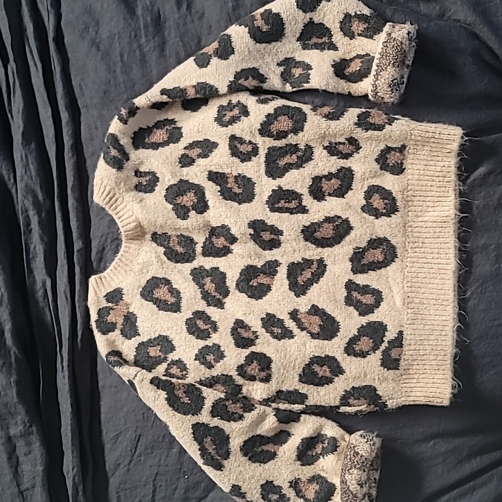 PINK by Victoria's Secret Leopard Print Pullover Sweater